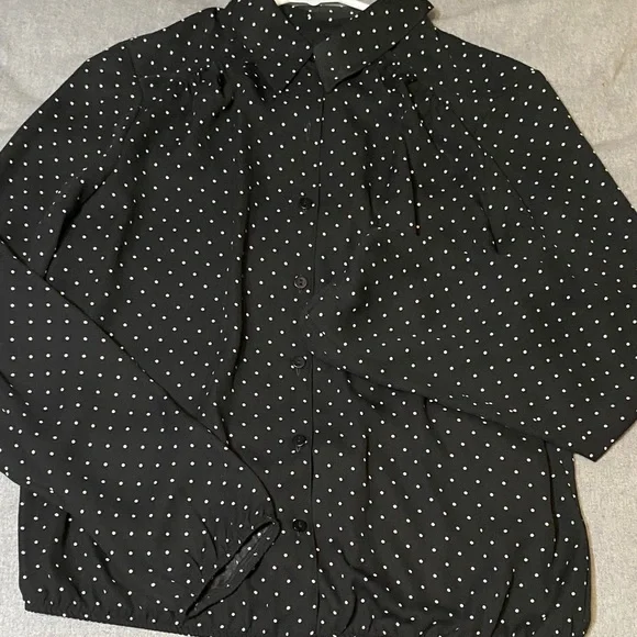 I.N. San Francisco Black and White Polka Dot Top - Picture 1 of 11